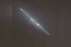 神秘天体闯入太阳系！哈佛天文学家：可能是外星文明母舰