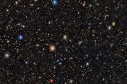 天文学家发现宇宙“化石”恒星：铁含量仅为太阳四万分之一
